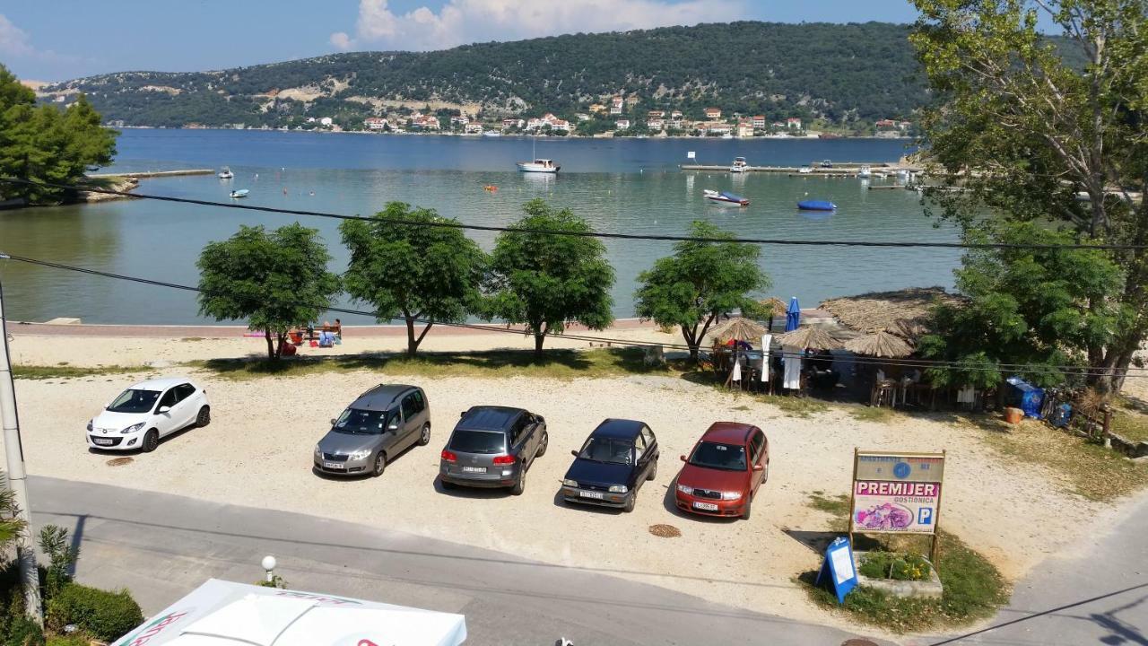Apartmani Premijer-Rab Supetarska Draga Eksteriør billede
