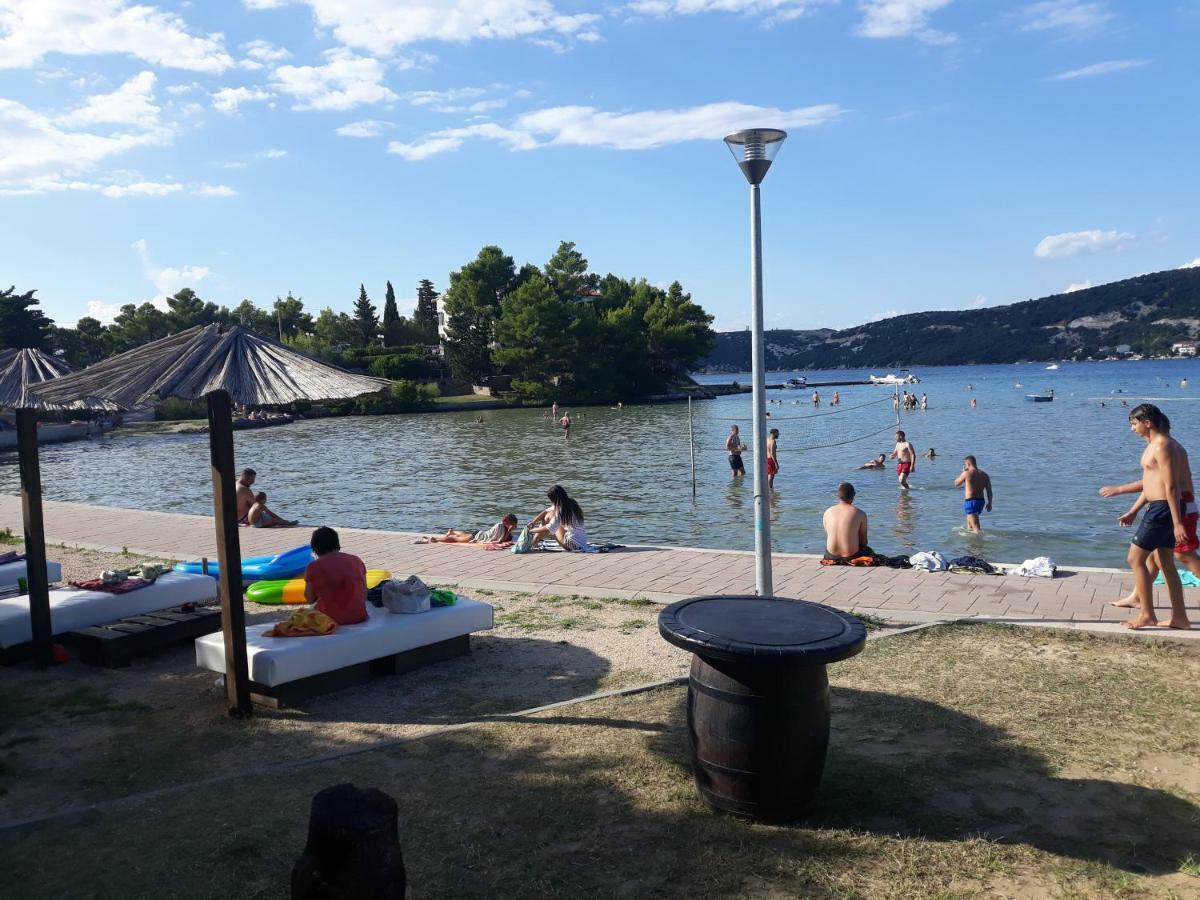 Apartmani Premijer-Rab Supetarska Draga Eksteriør billede